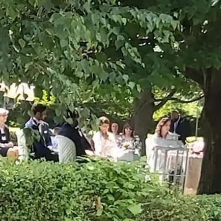 Kır Evi Rana Cantante Mombercelli