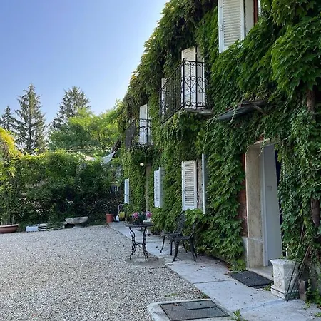 Kır Evi Rana Cantante Mombercelli