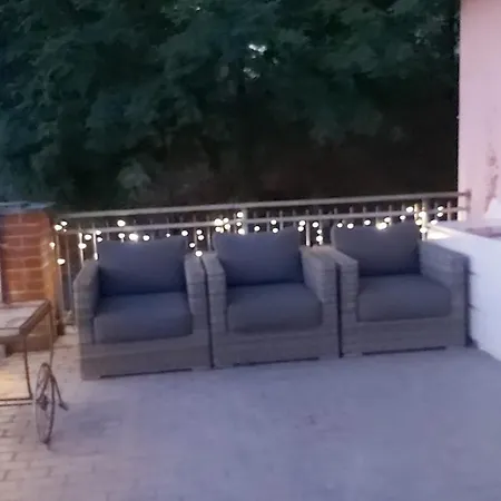 Rana Cantante * Mombercelli